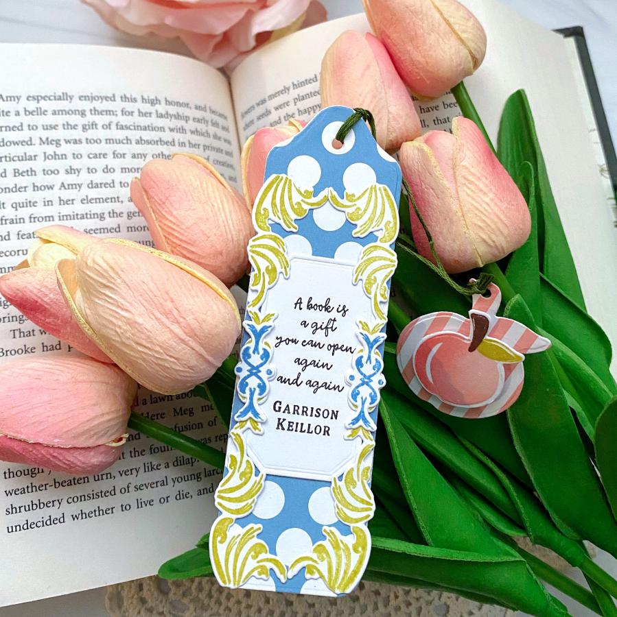 Go-To Gift Card Holder: Bookmark Die